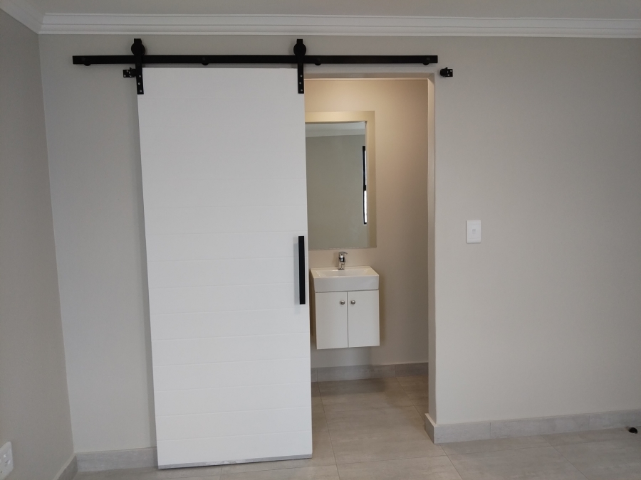 To Let 2 Bedroom Property for Rent in Struisbaai Western Cape